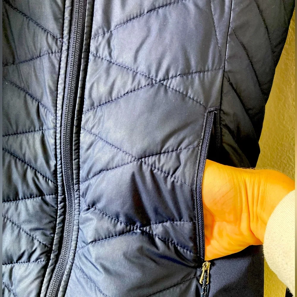 Columbia Navy Blue Mid thigh length Puffer Jacket lightweight contoured fit XS - Picture 3 of 14